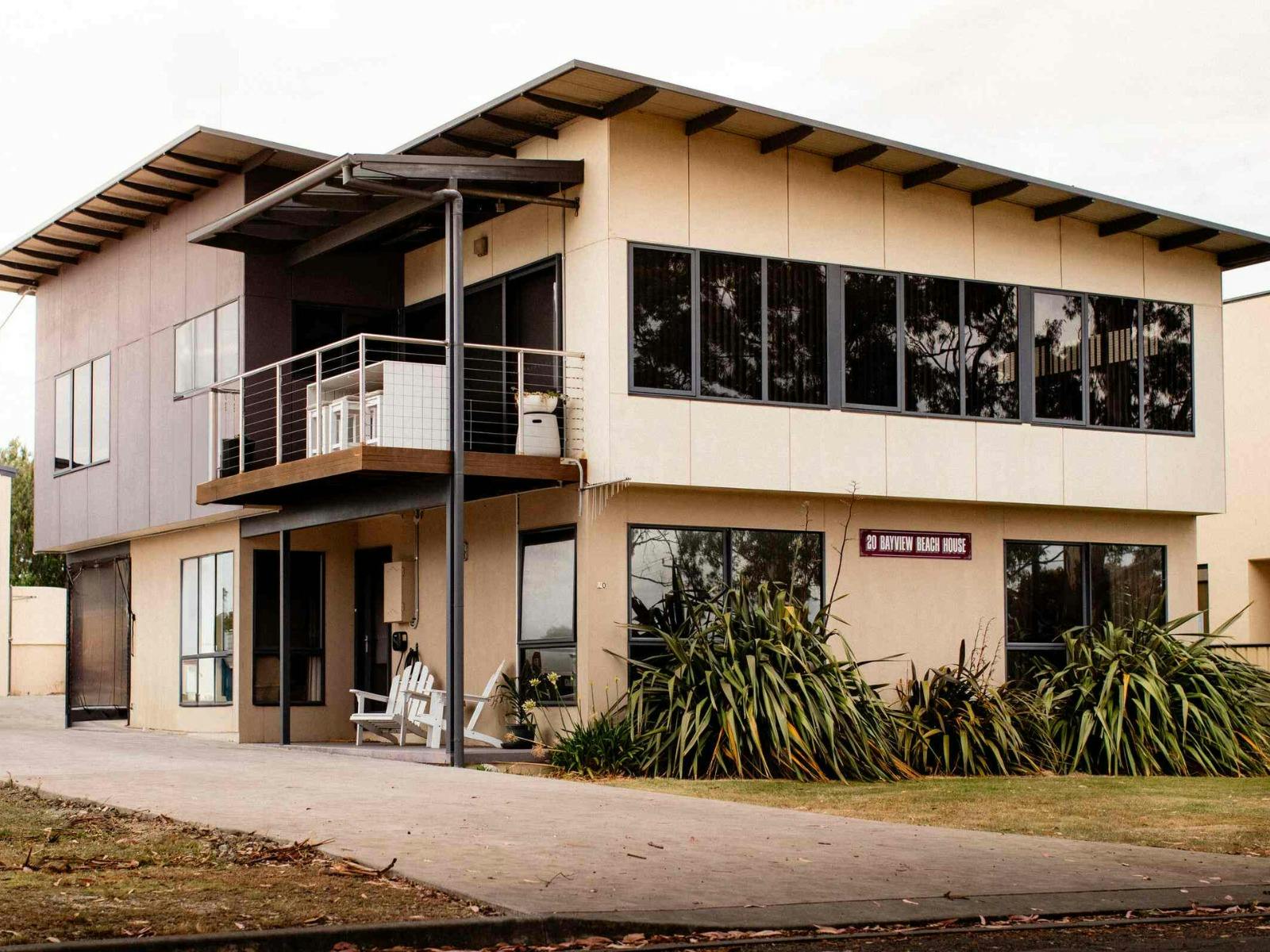 Exterior of Binalong Bay Beach House in Binalong Bay, Tasmania.