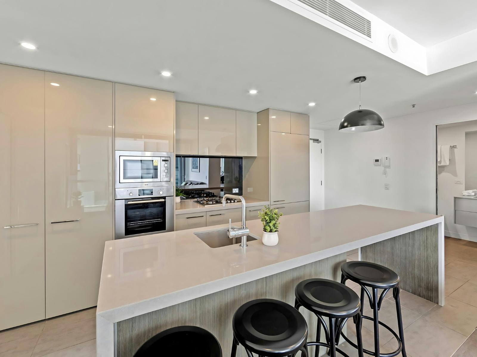 3 Bedroom 2 Bathroom Kitchen