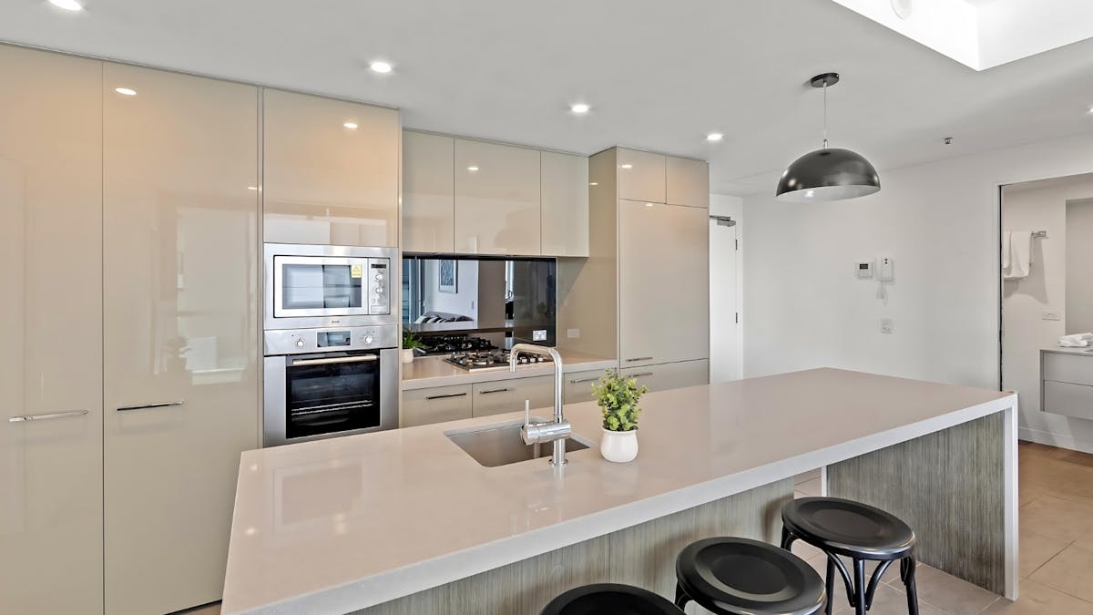 3 Bedroom 2 Bathroom Kitchen