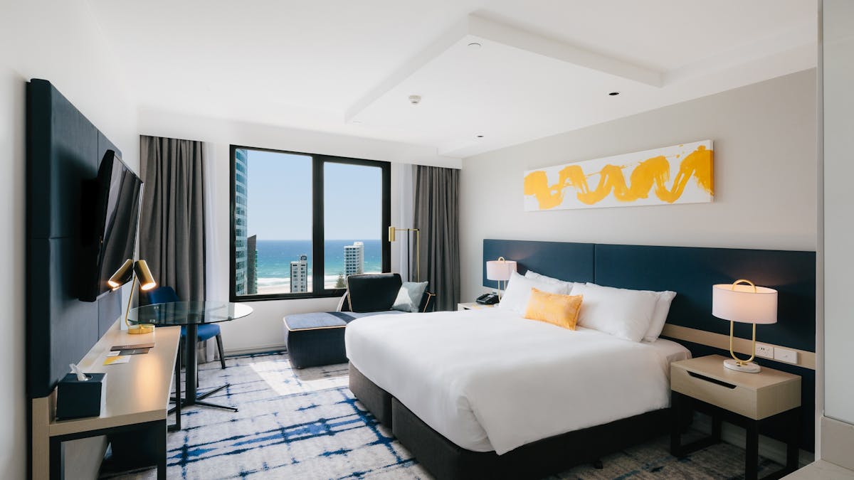 Deluxe king bed with ocean view