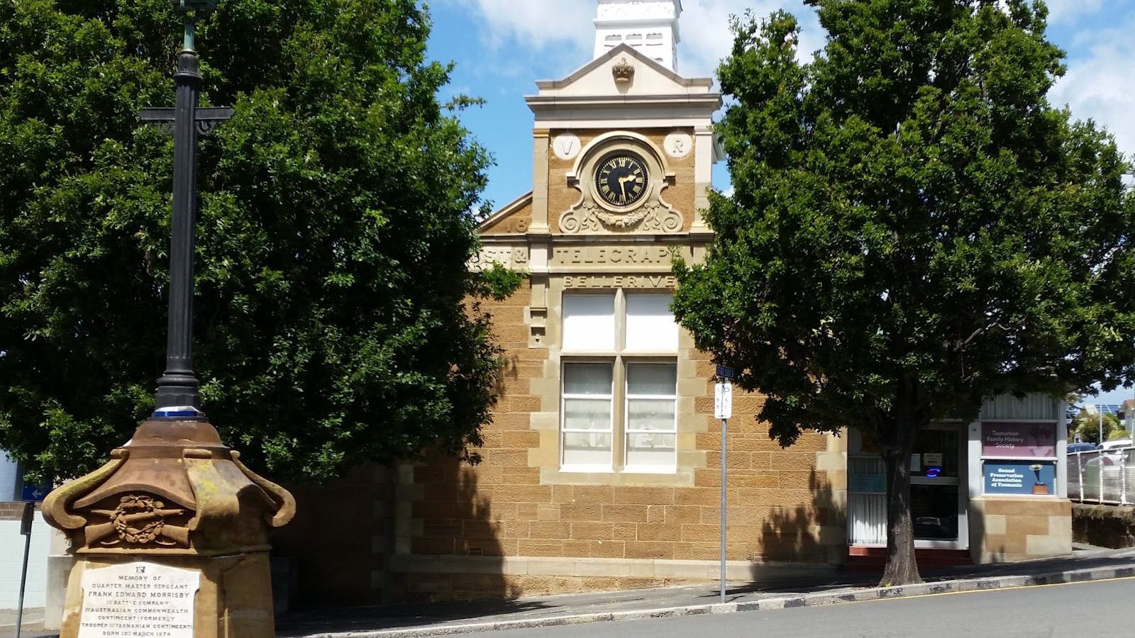 The Old Post Office Bellerive Village