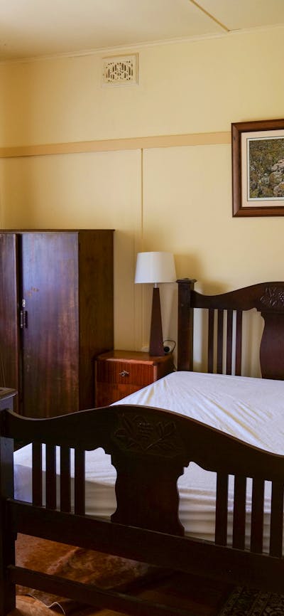 Ready-Cut Cottage - Double-bed room