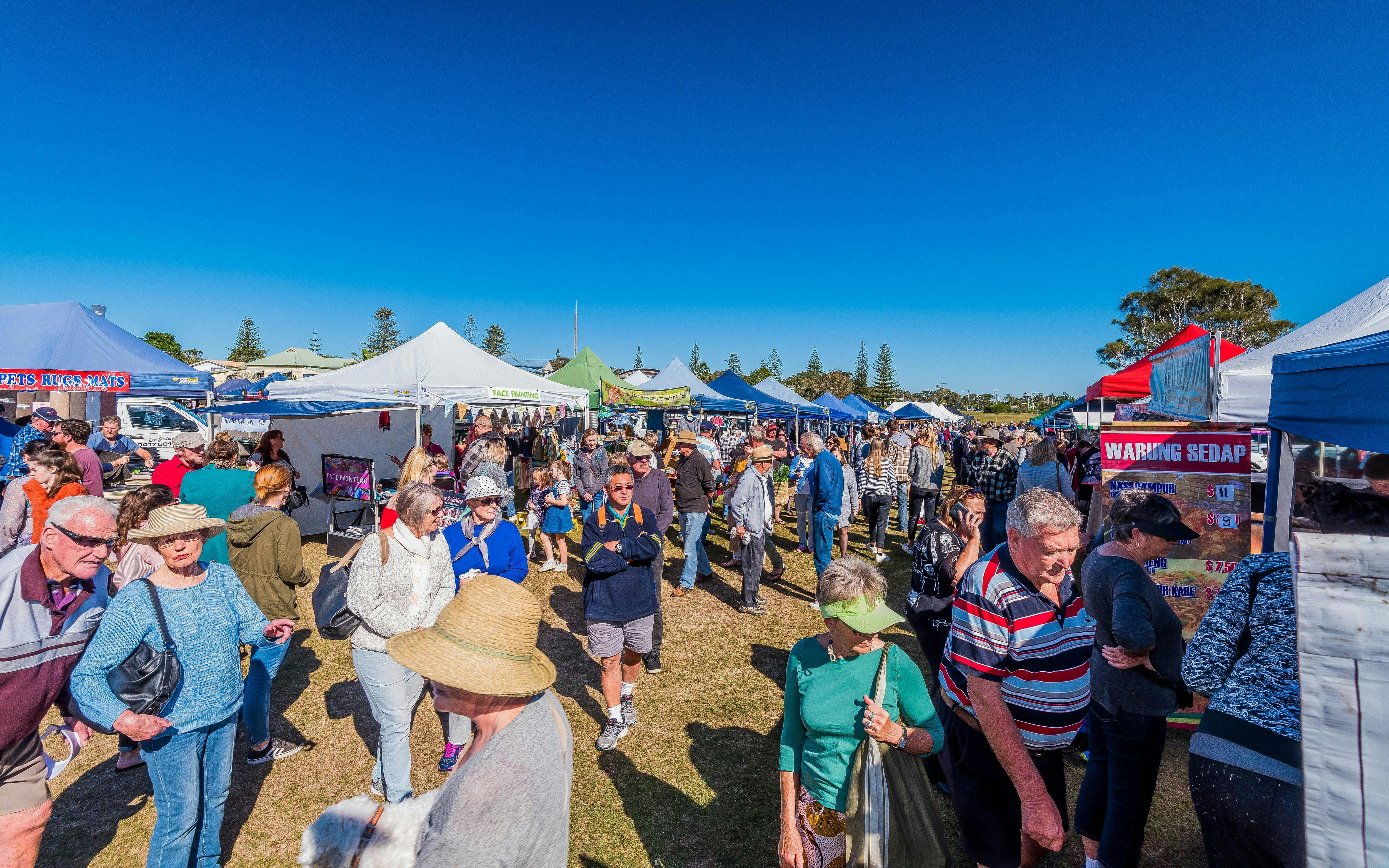Yamba River Markets, every fourth Sunday is a community market
