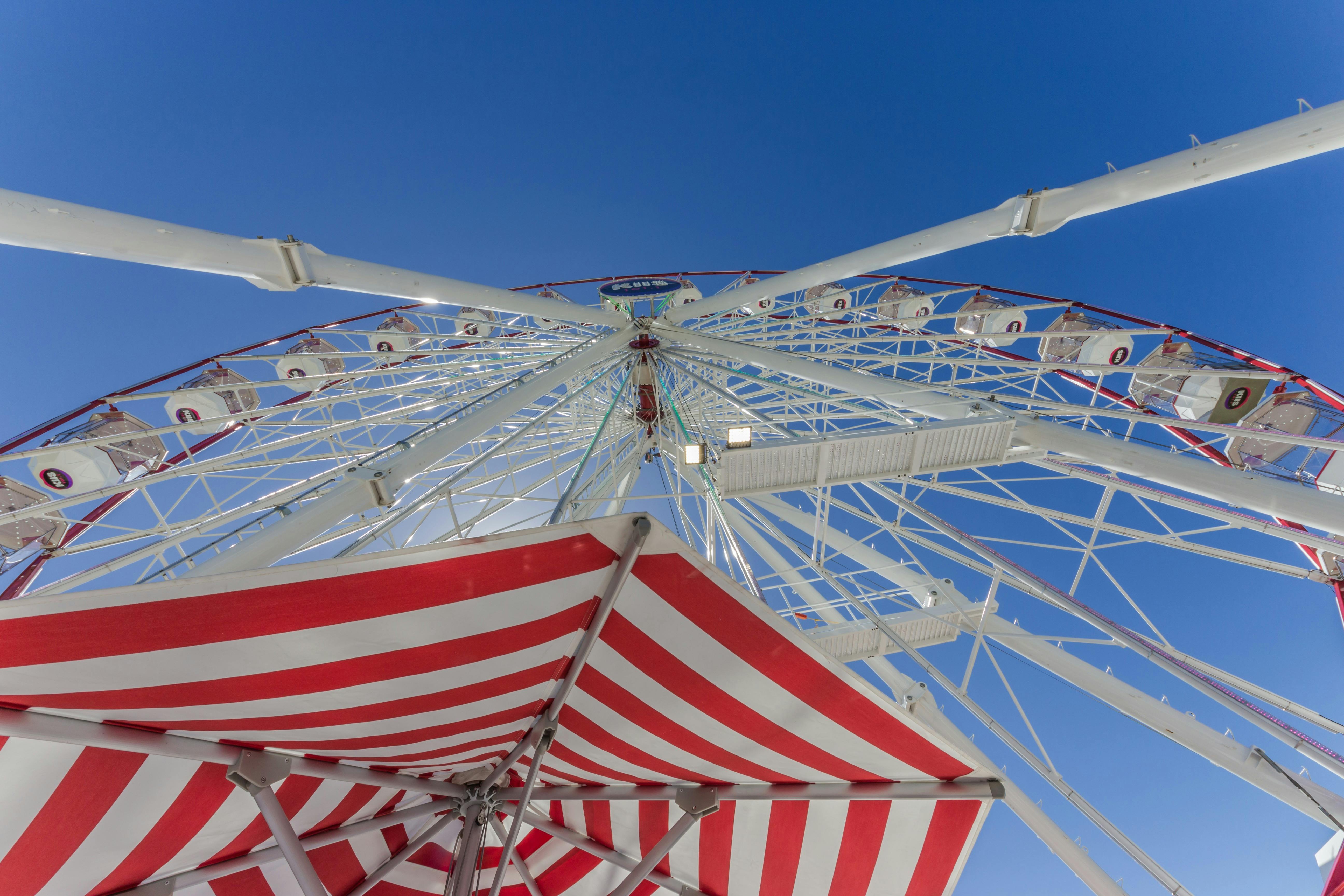 Skyline Ferris Wheel Airlie Beach
