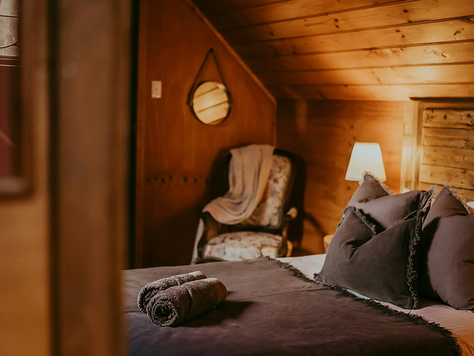 Double bedroom, perfect for families and couples. Log cabin with everything you need. Comfortable be