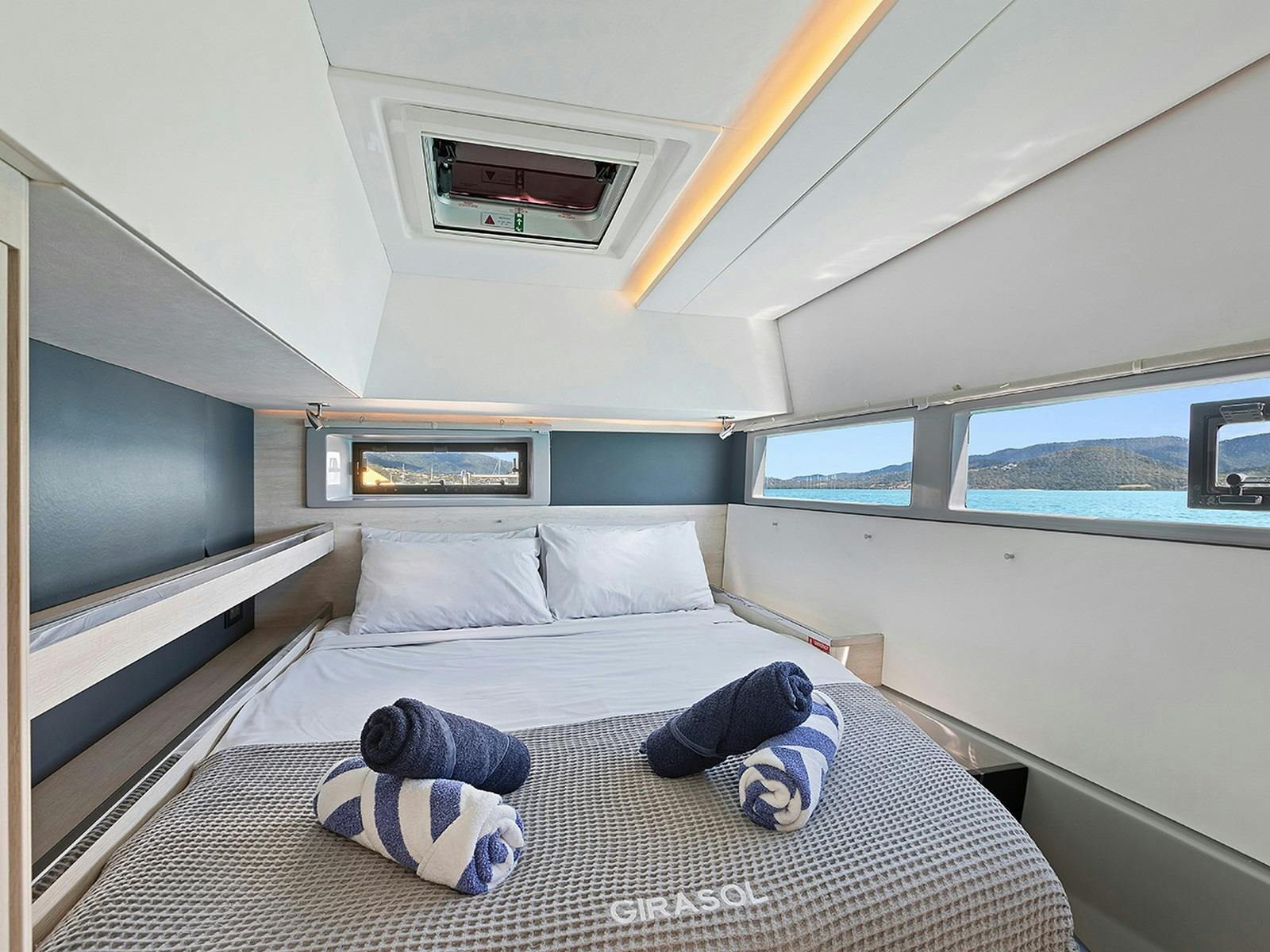Leopard 45 - Starboard aft private cabin with ensuite