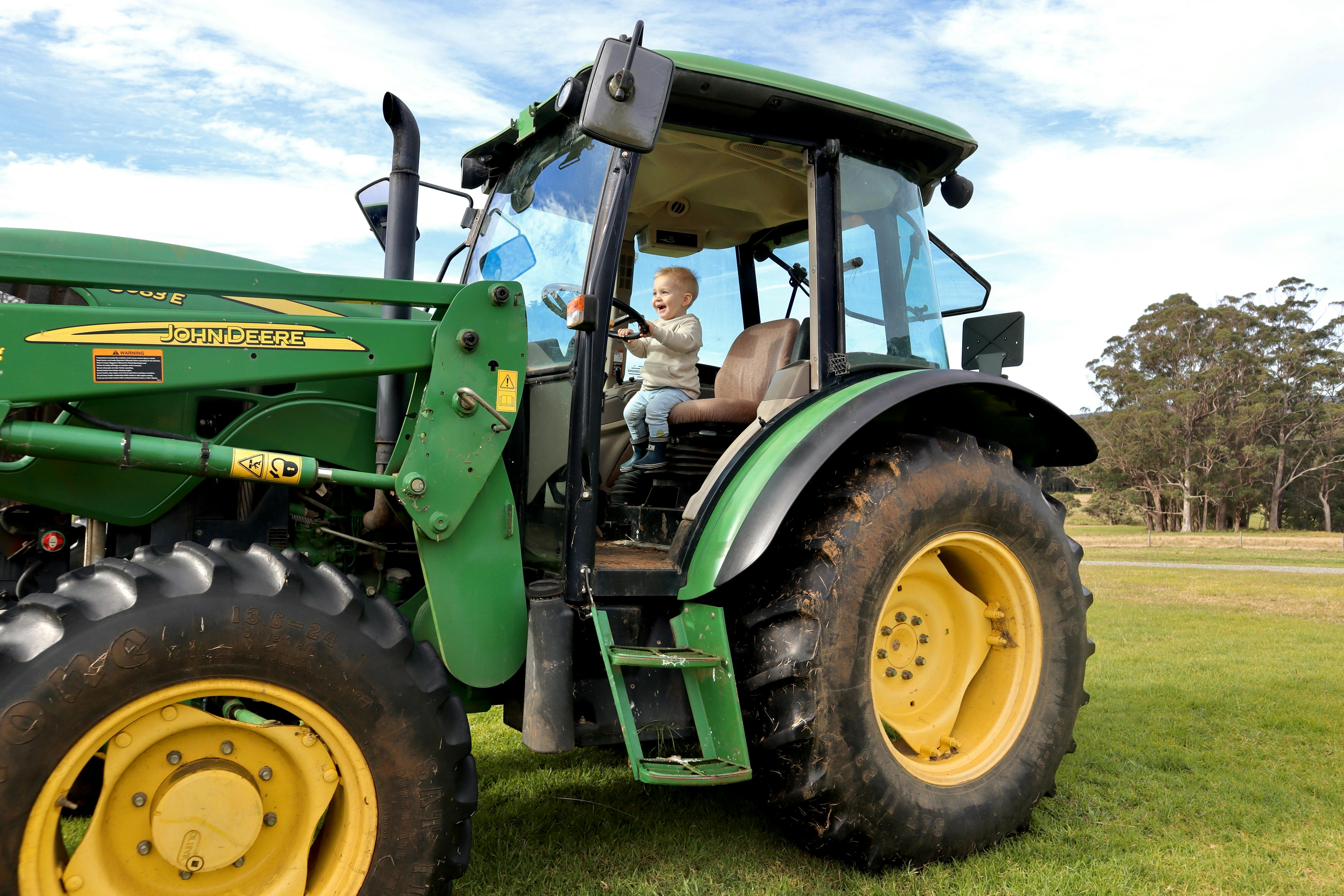 The Swallow's Nest Tractor