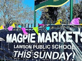 Magpie Up Style Markets - Sign