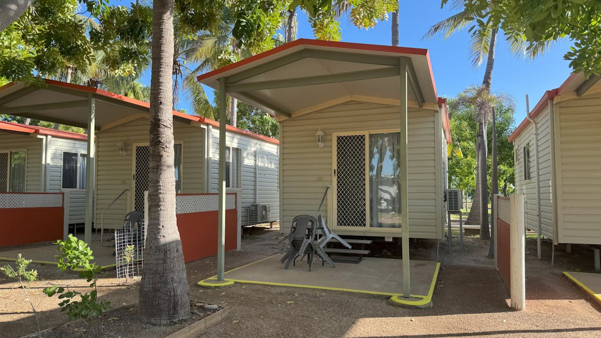 Karumba Cabin External