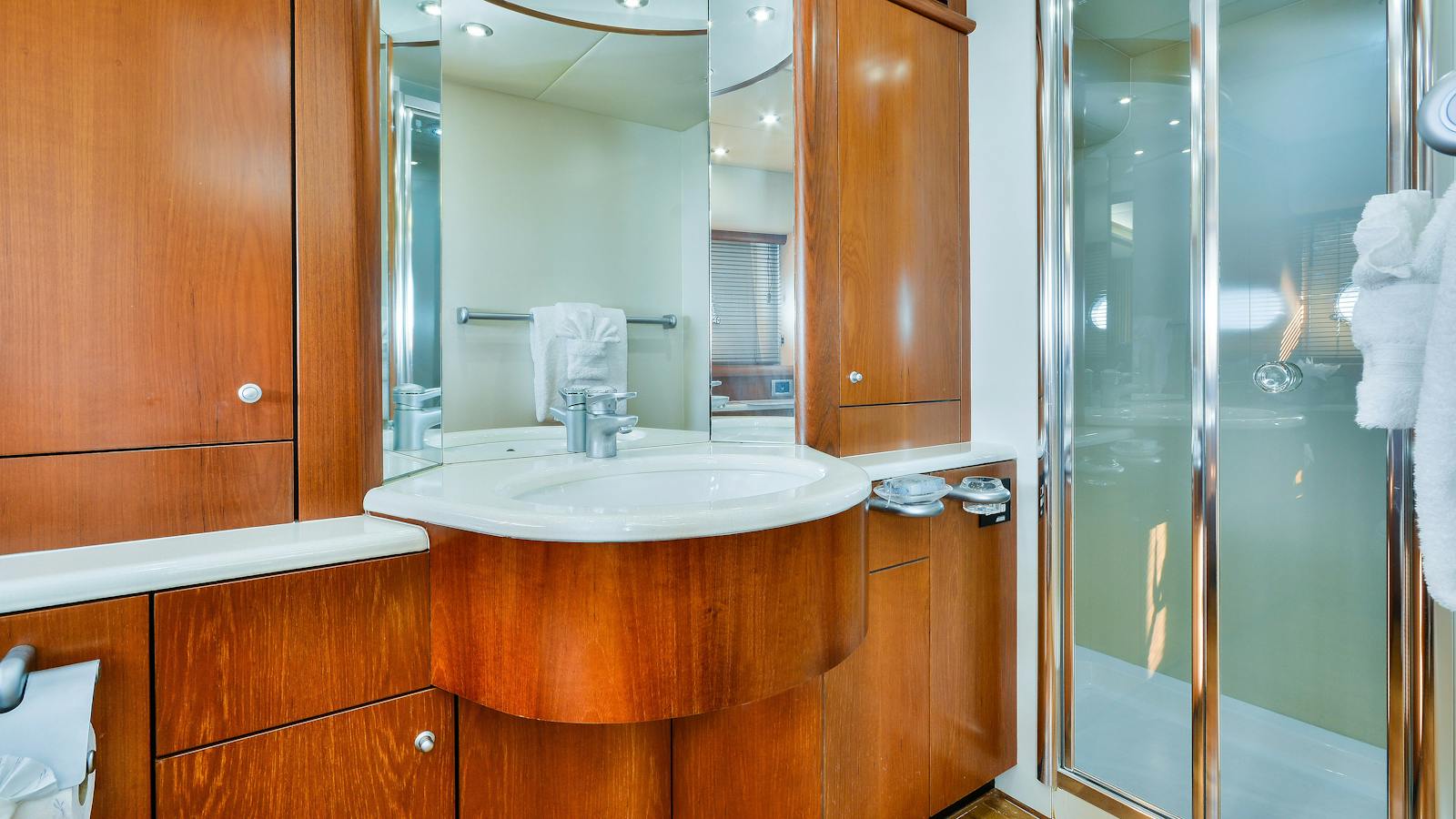 Alani - ensuite