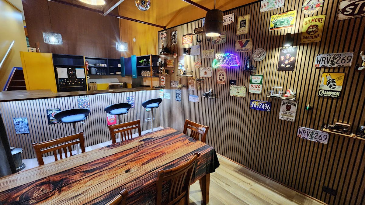 Bar