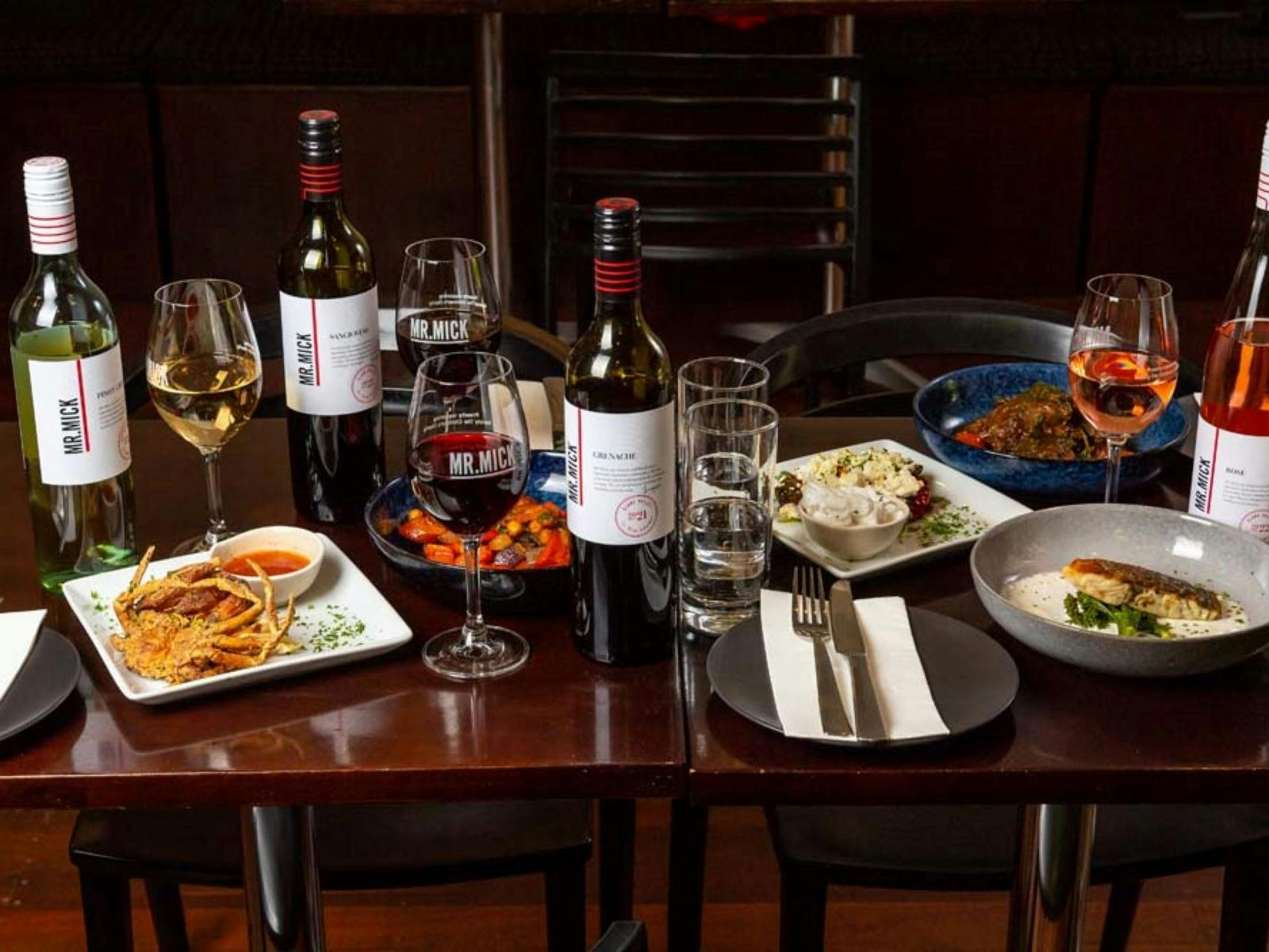 Tapas selection & wine