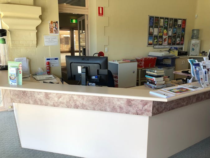 Wallaroo Library and free internet