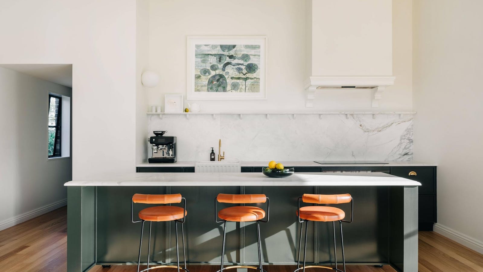 Entertainers kitchen with Electrolux appliances, and top of the range coffee machine.