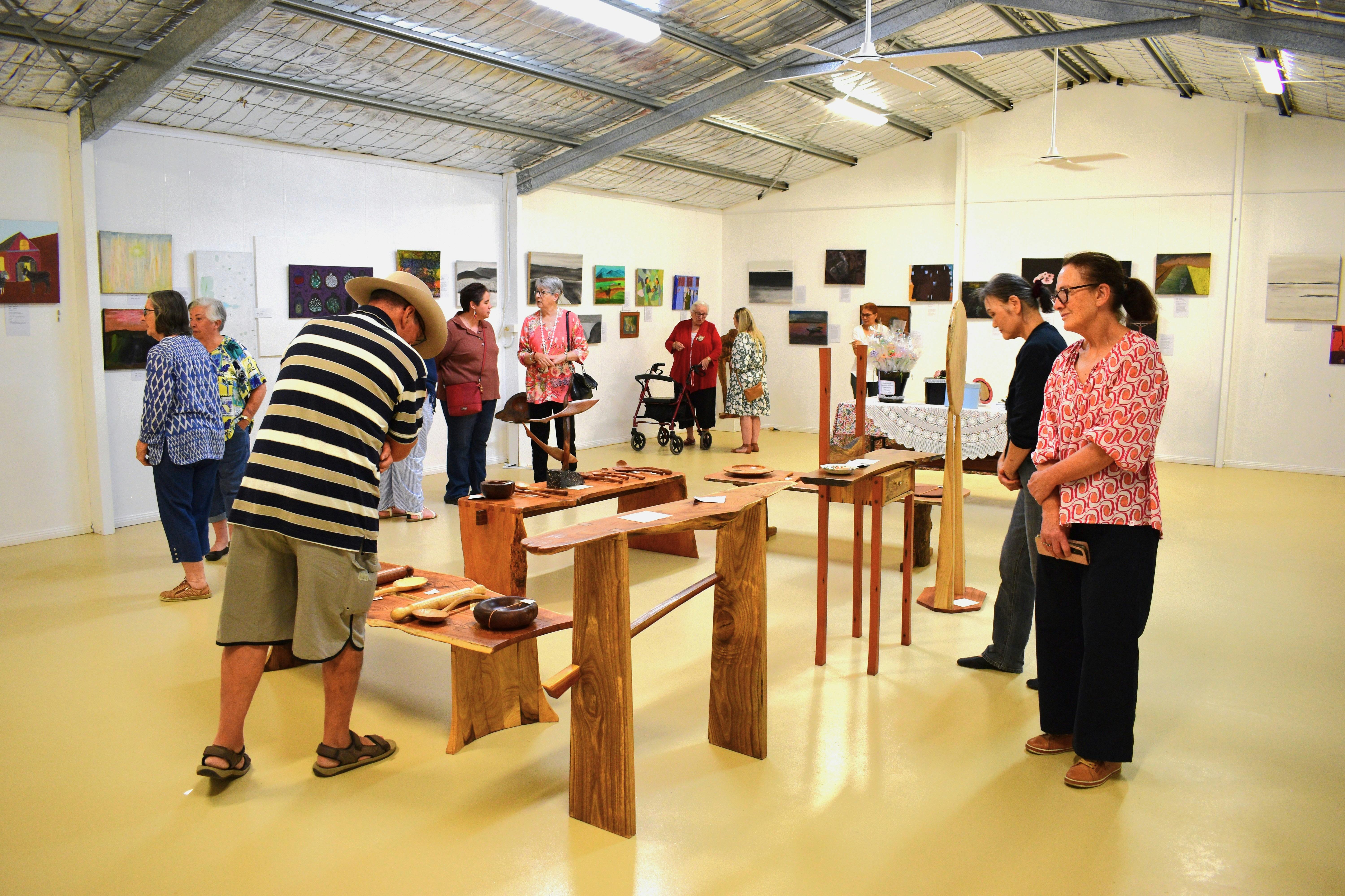 永远年轻的画廊和工作室