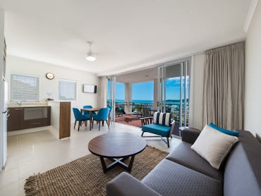 2 Bedroom Ocean View Apartment
