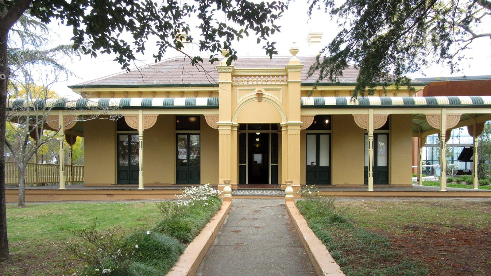 Braemar Gallery
