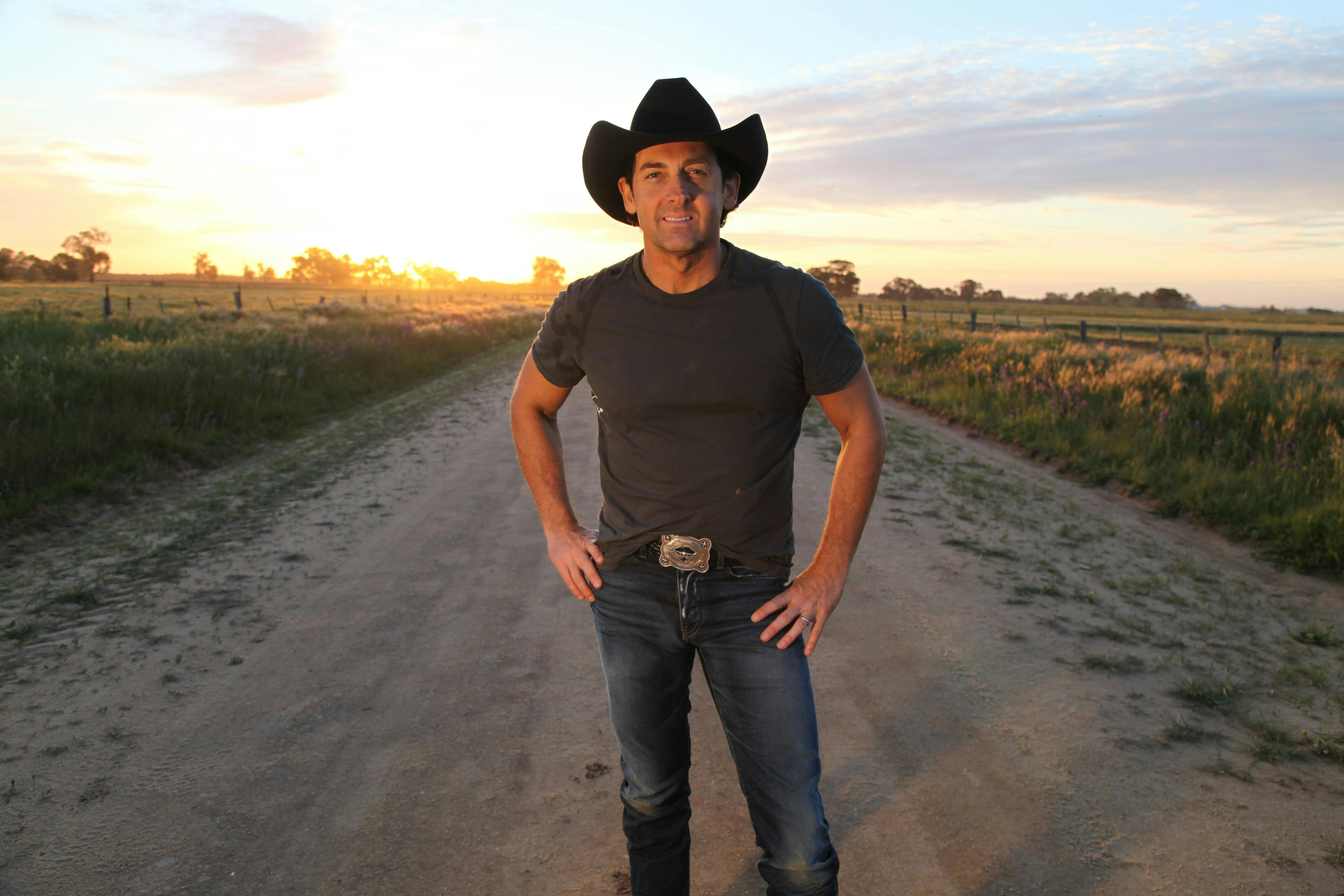 Lee Kernaghan, Boys From the Bush - The Concert
