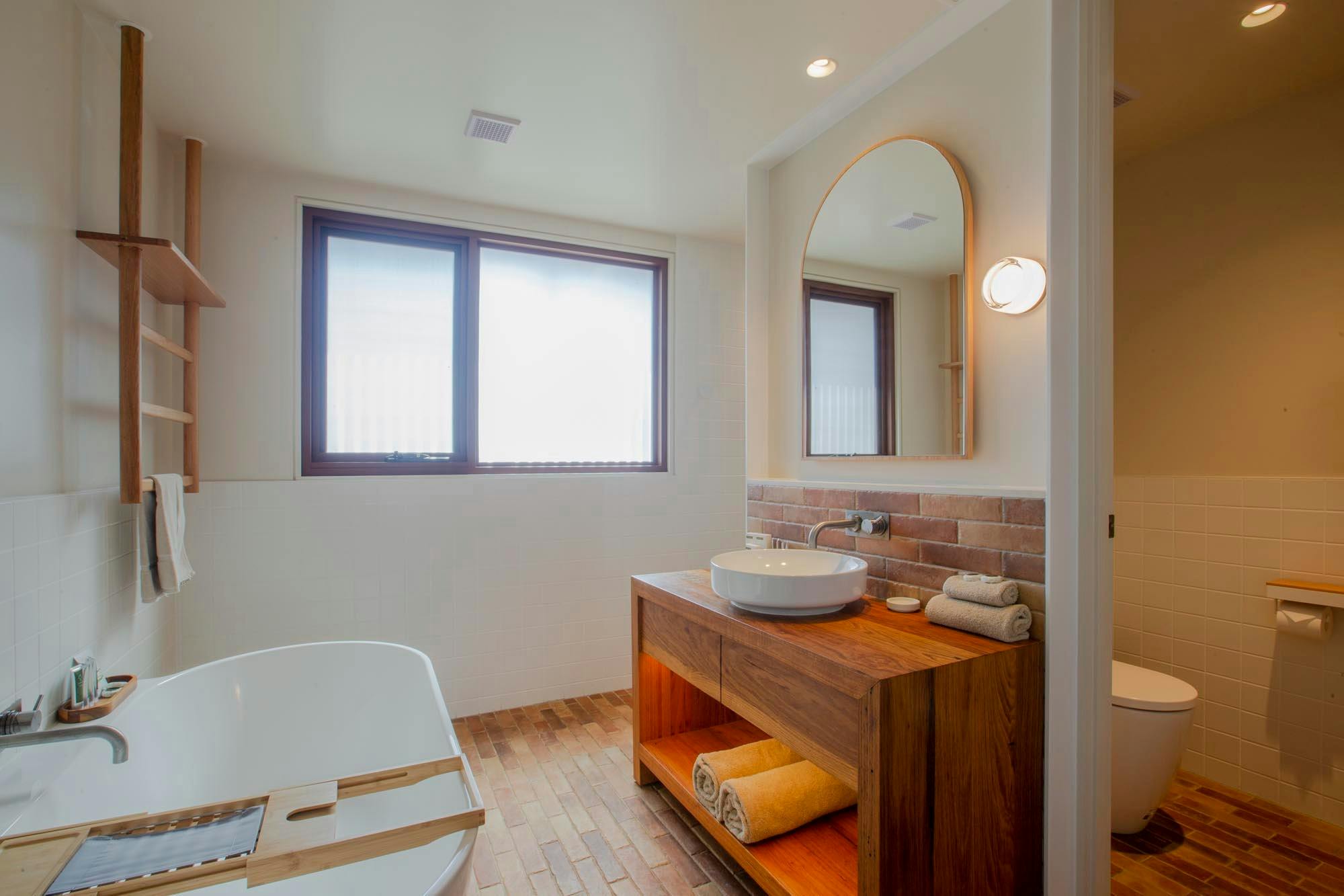 Euston Club Resort Riverfront Suite Bathroom with Bath