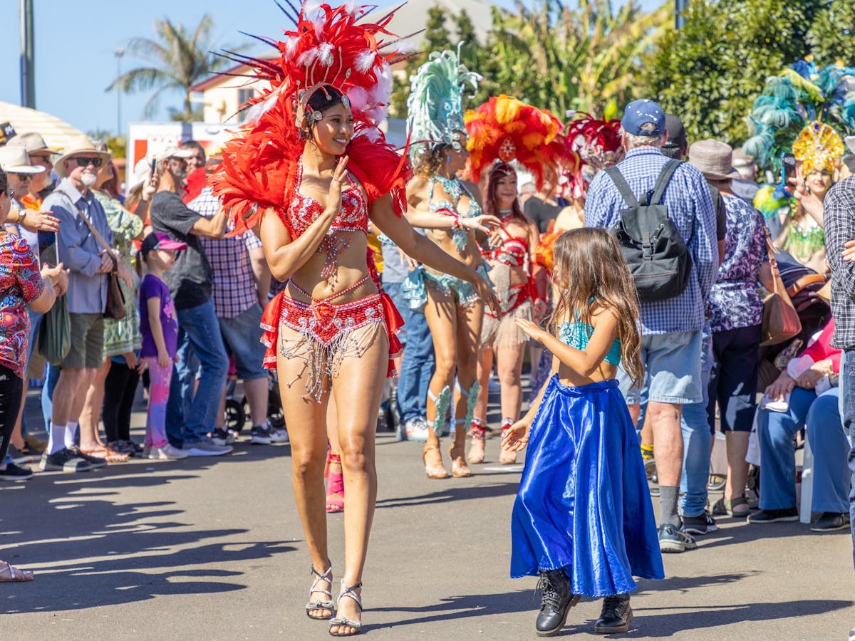Roving Performers