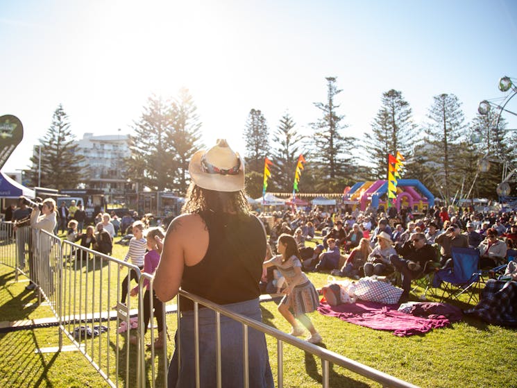 Central Coast Country Music Festival NSW Holidays &