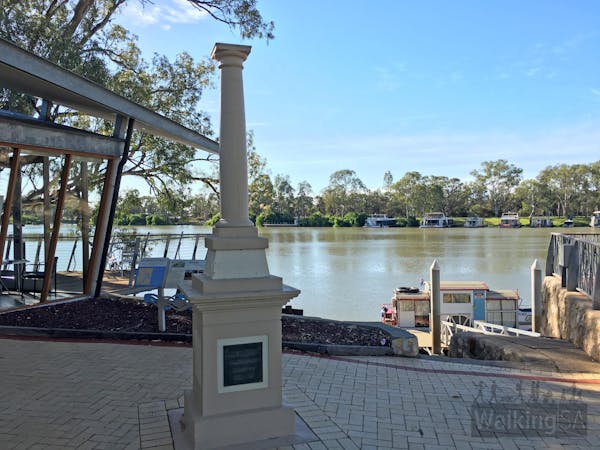 Sturt's Memorial Berri