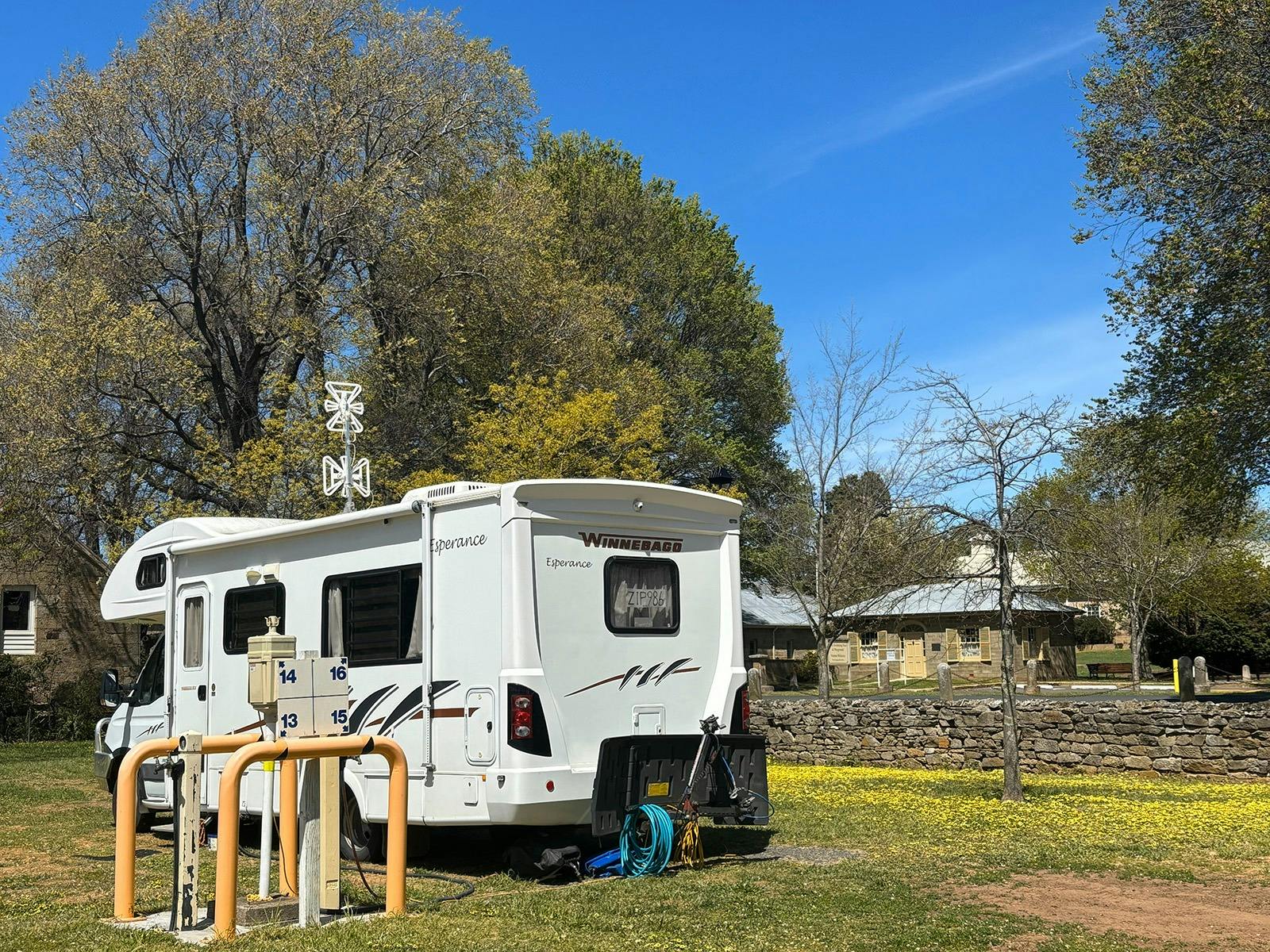 Stay 3 nights on a powered site, get 4th night free image