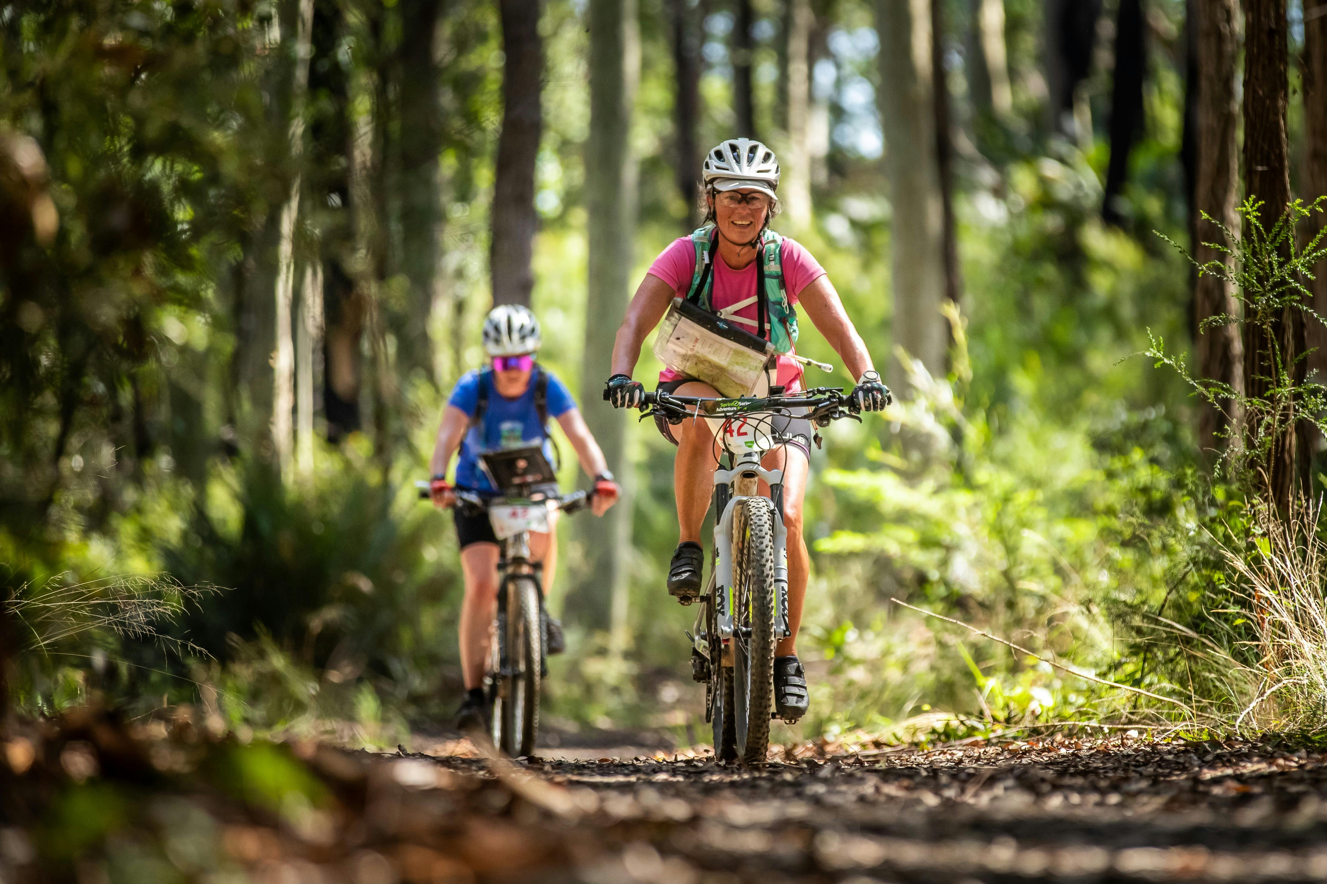 mountain bike riders at the sprint series adventure race
