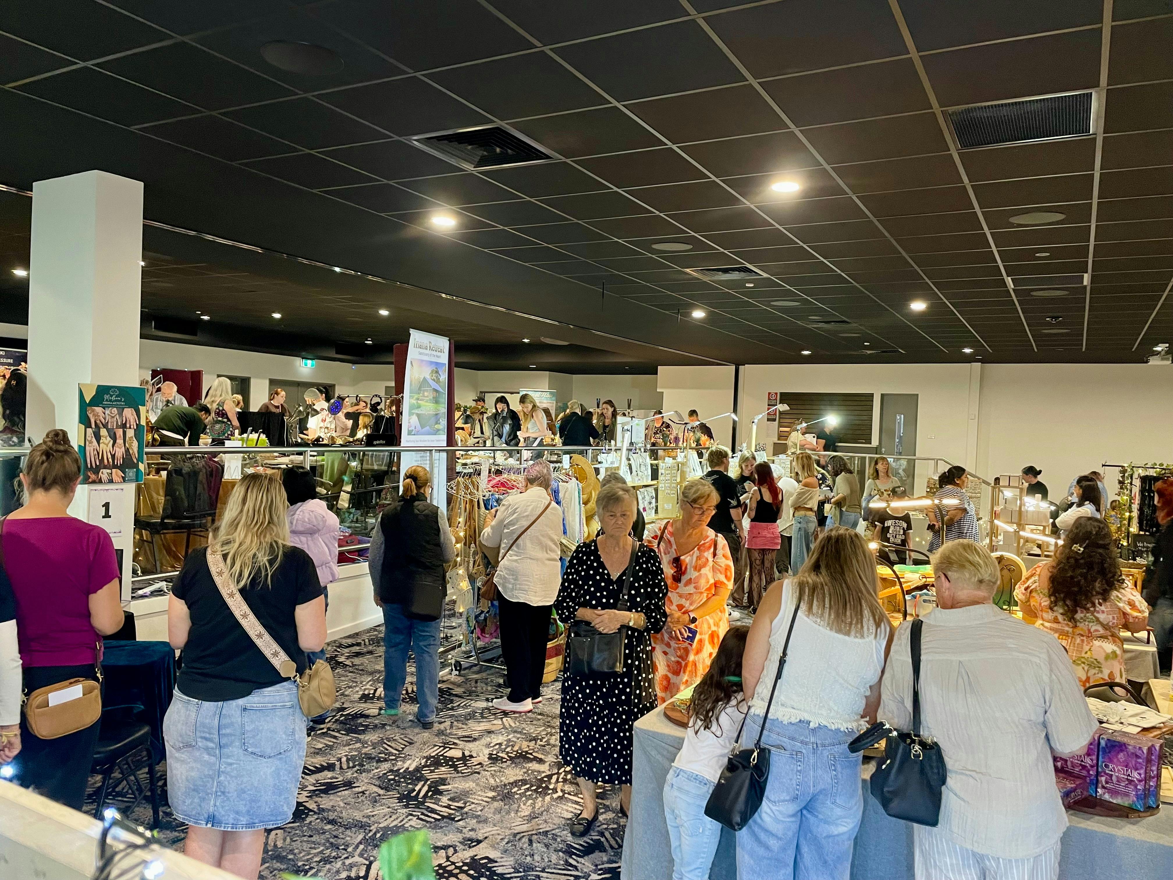 Dubbo Crystals , Creatives and Mystics Fair