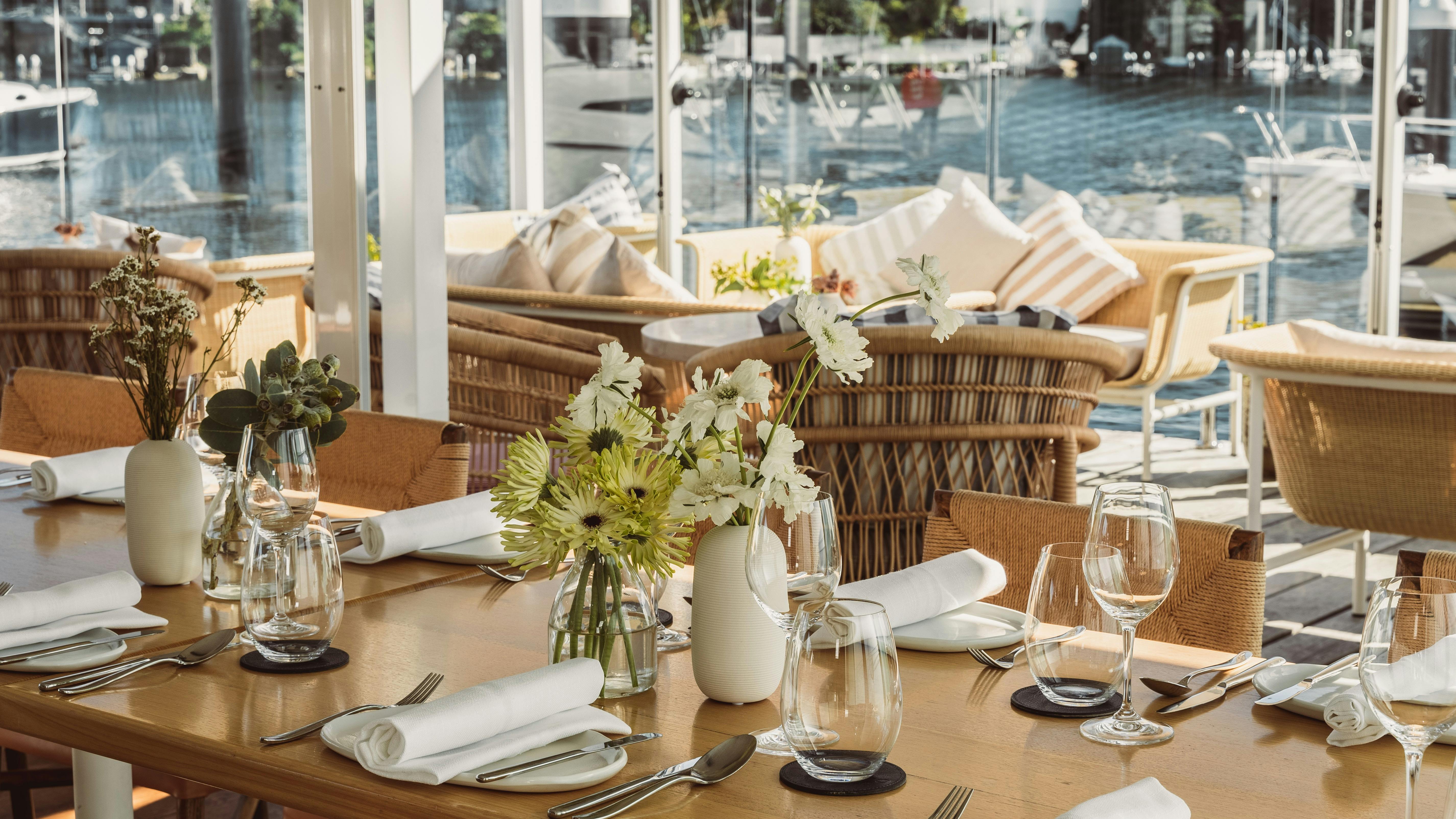 停泊在沙嘴 - 亞歷山德羅·帕沃尼