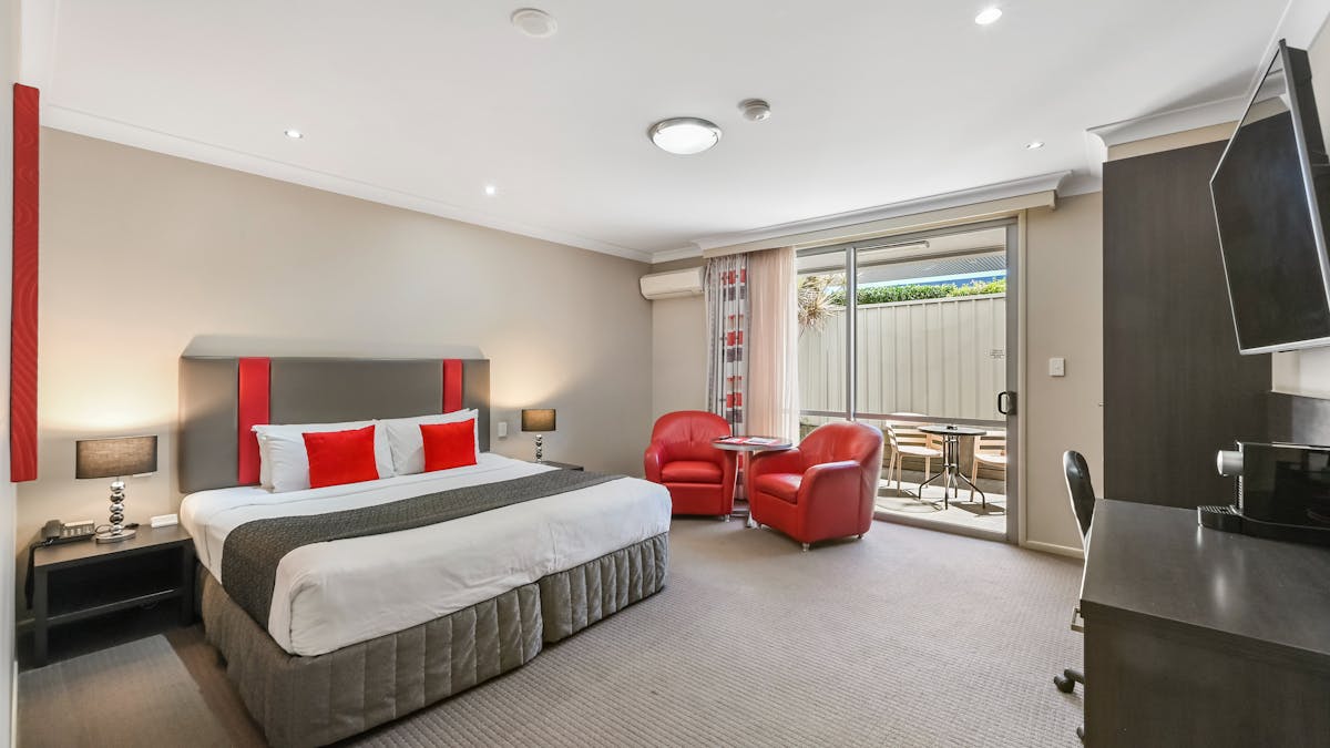 Superior King Room