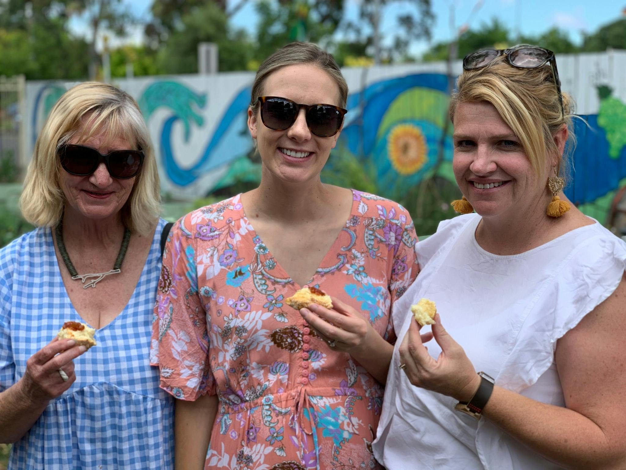 3 ladies eating lemon myrtle biscuits