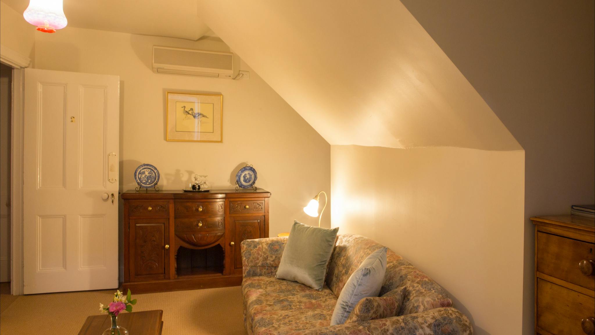 Upstairs Queen suite sitting room