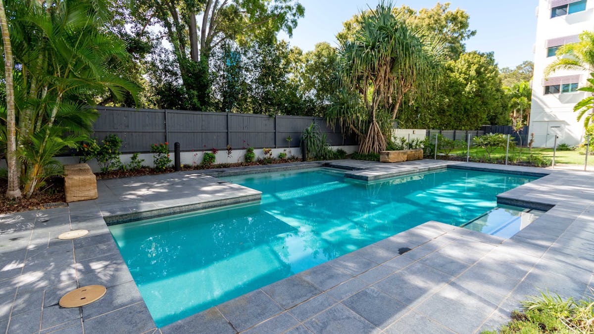 Complex pool