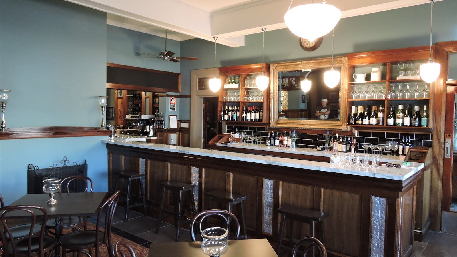 Royal Hotel West Wyalong