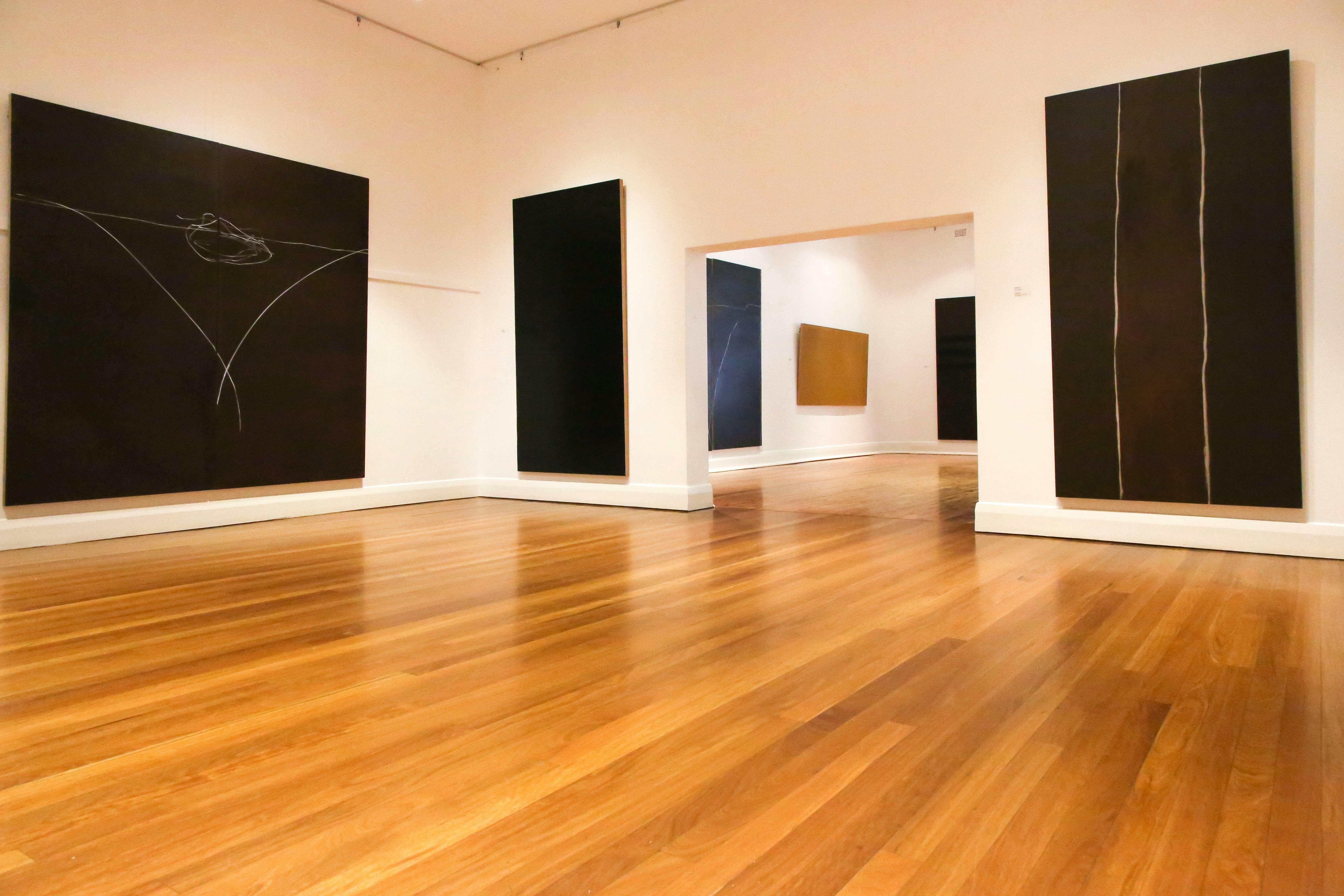 Gregory Carosi Axis 2017