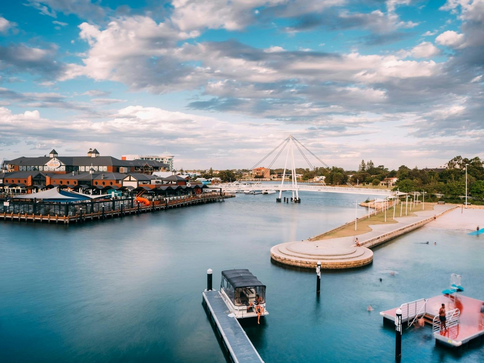 Mandurah Ocean Marina and Dolphin Quay