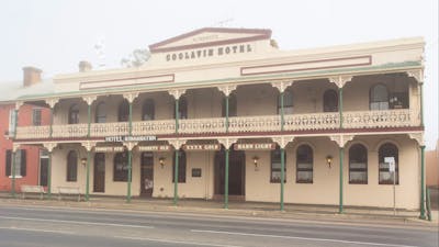Southern-Railway-Hotel-Coolavin-pub-goulburn-accommodation