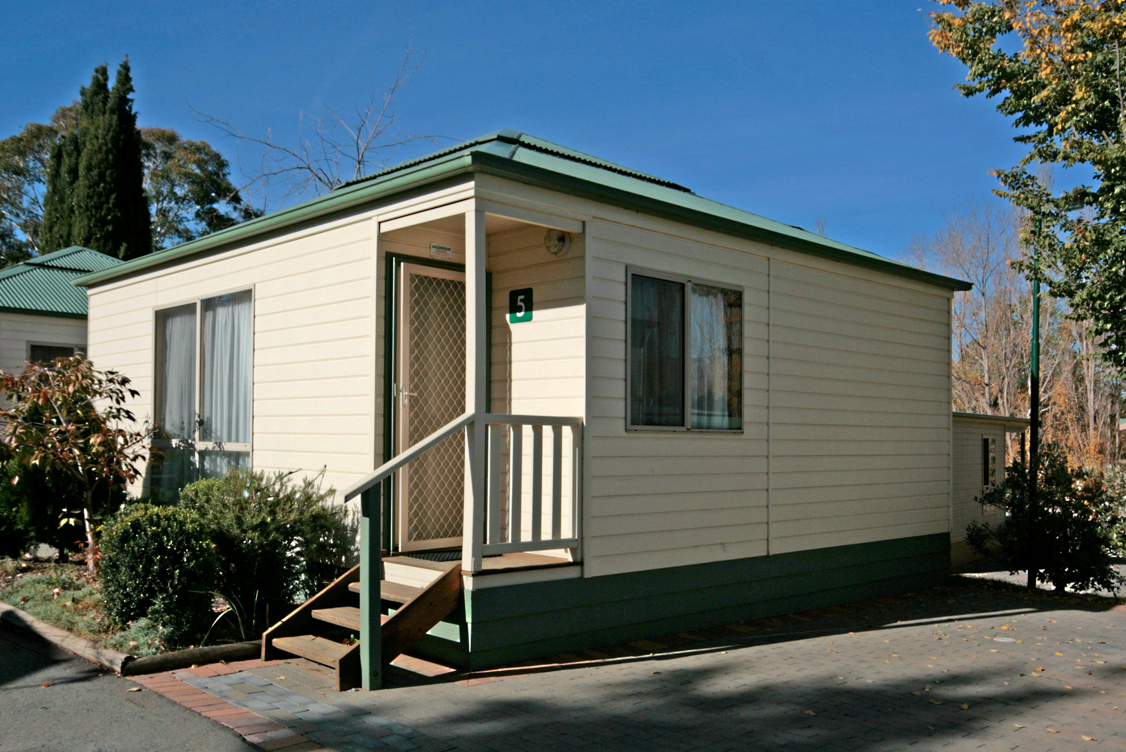 Superior Two Bedroom Spa Cabin - Sleeps Six