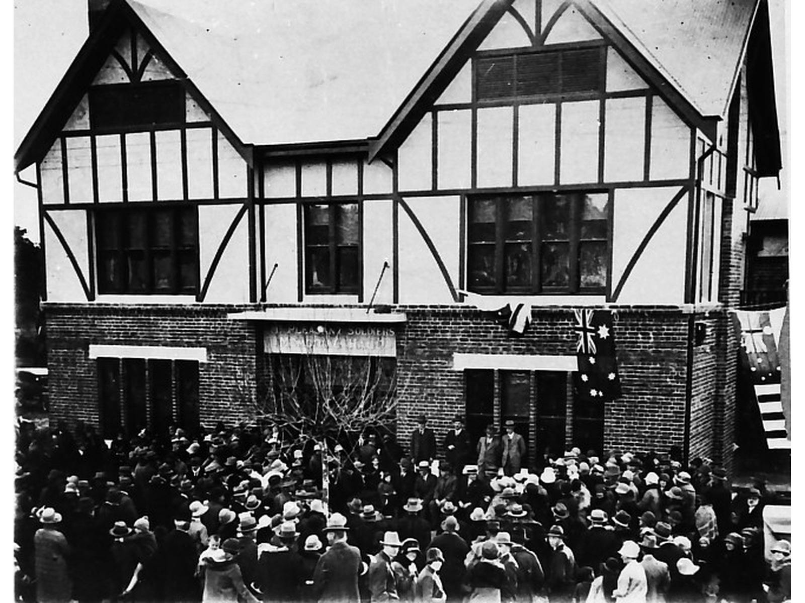 Soldiers Memorial Hall