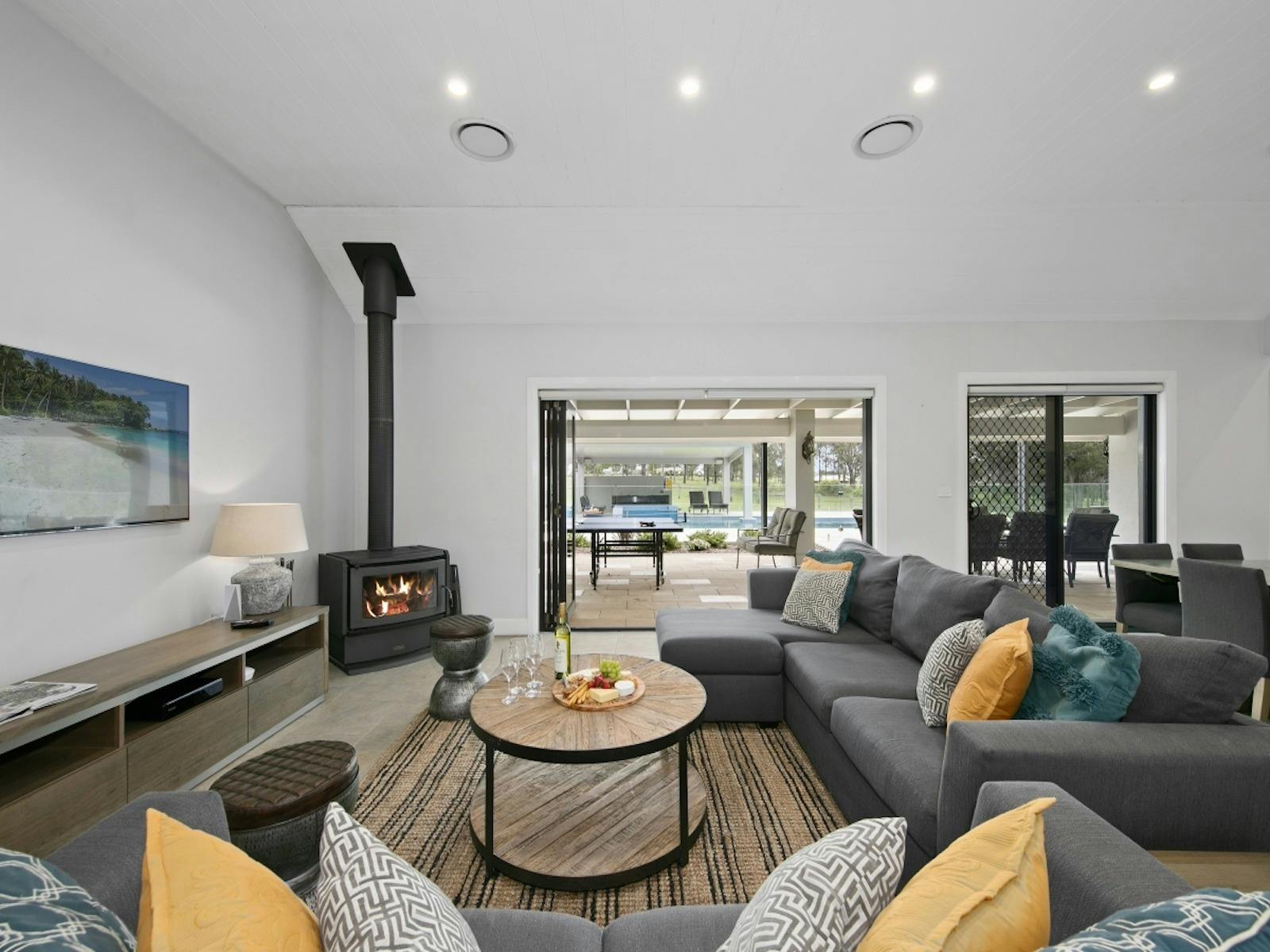 Harrison's Dream - Lounge Area