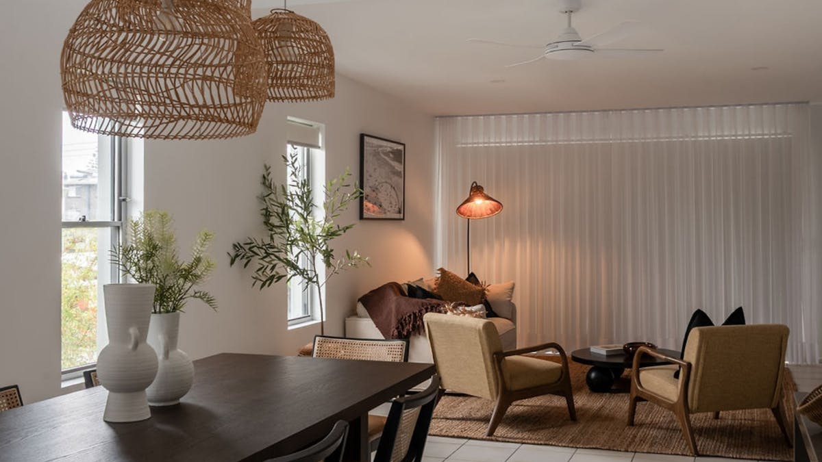 Two bedroom unit in Kingscliff - Dining and lounge area Two bedroom unit in Kingscliff - Dining and lounge area