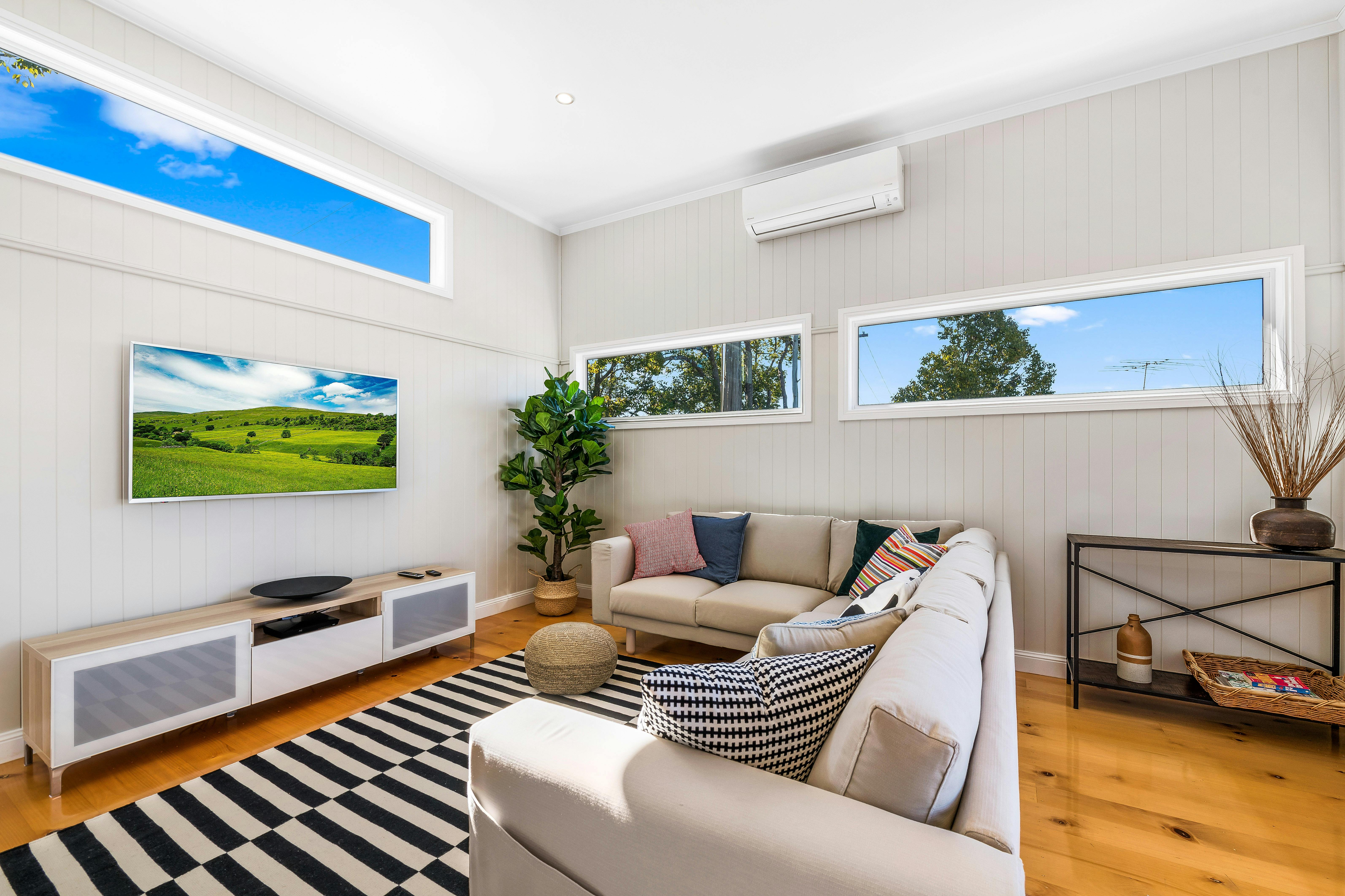 Bluestone - Shop Lounge