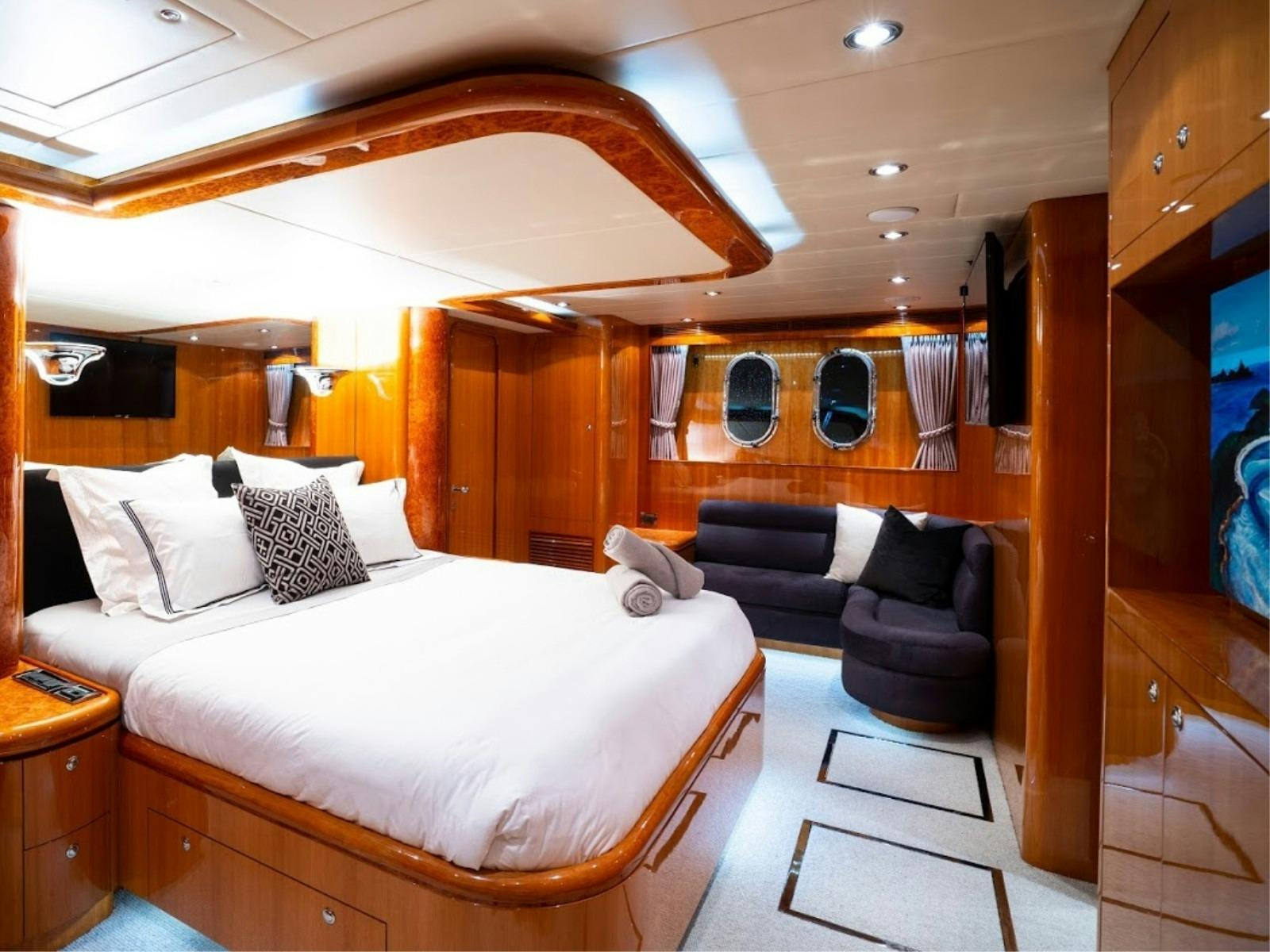 Master Stateroom on YOTSPACE superyacht charters Whitsundays