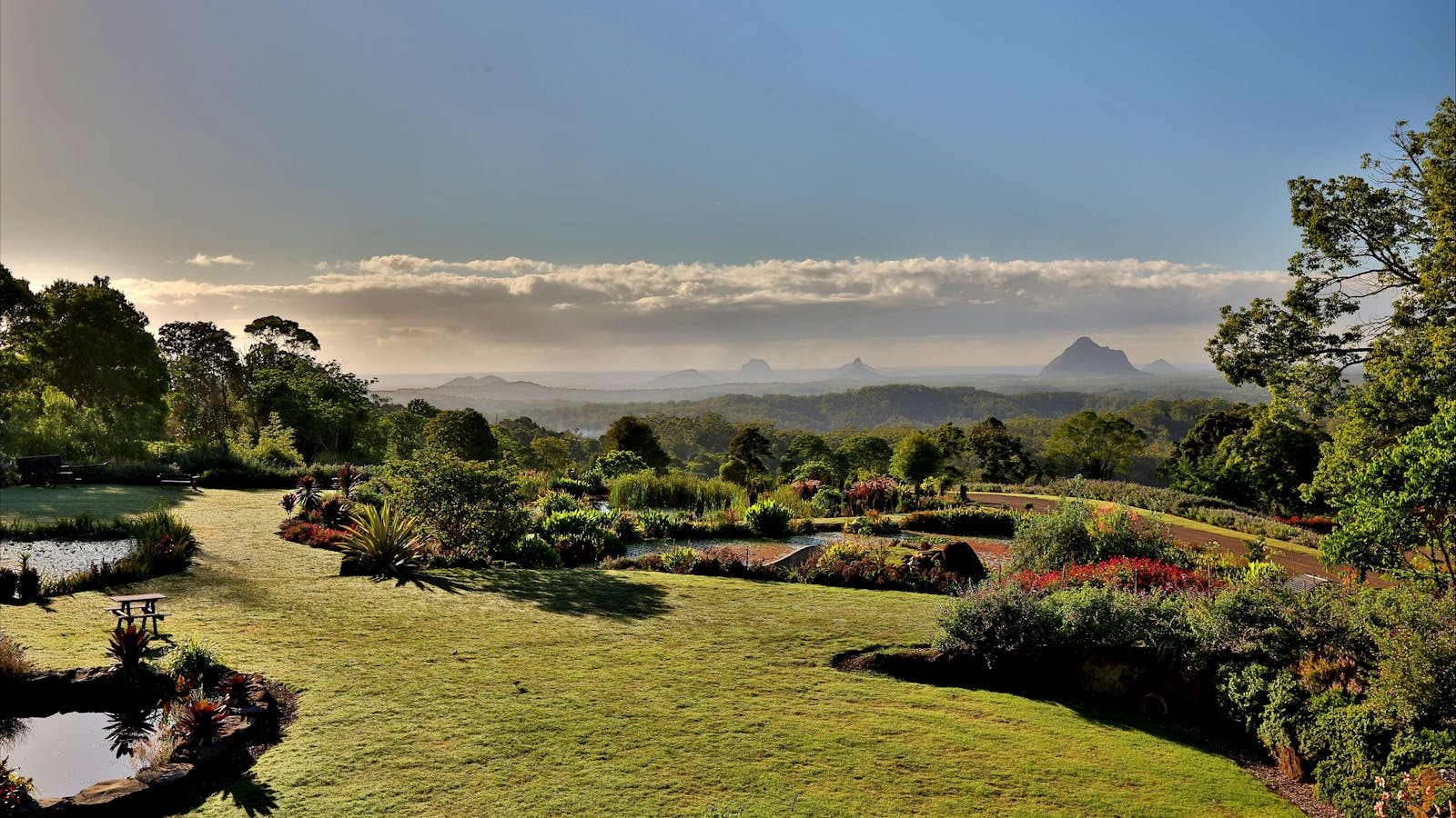 Glass House Mountains to Sunshine Coast Shores