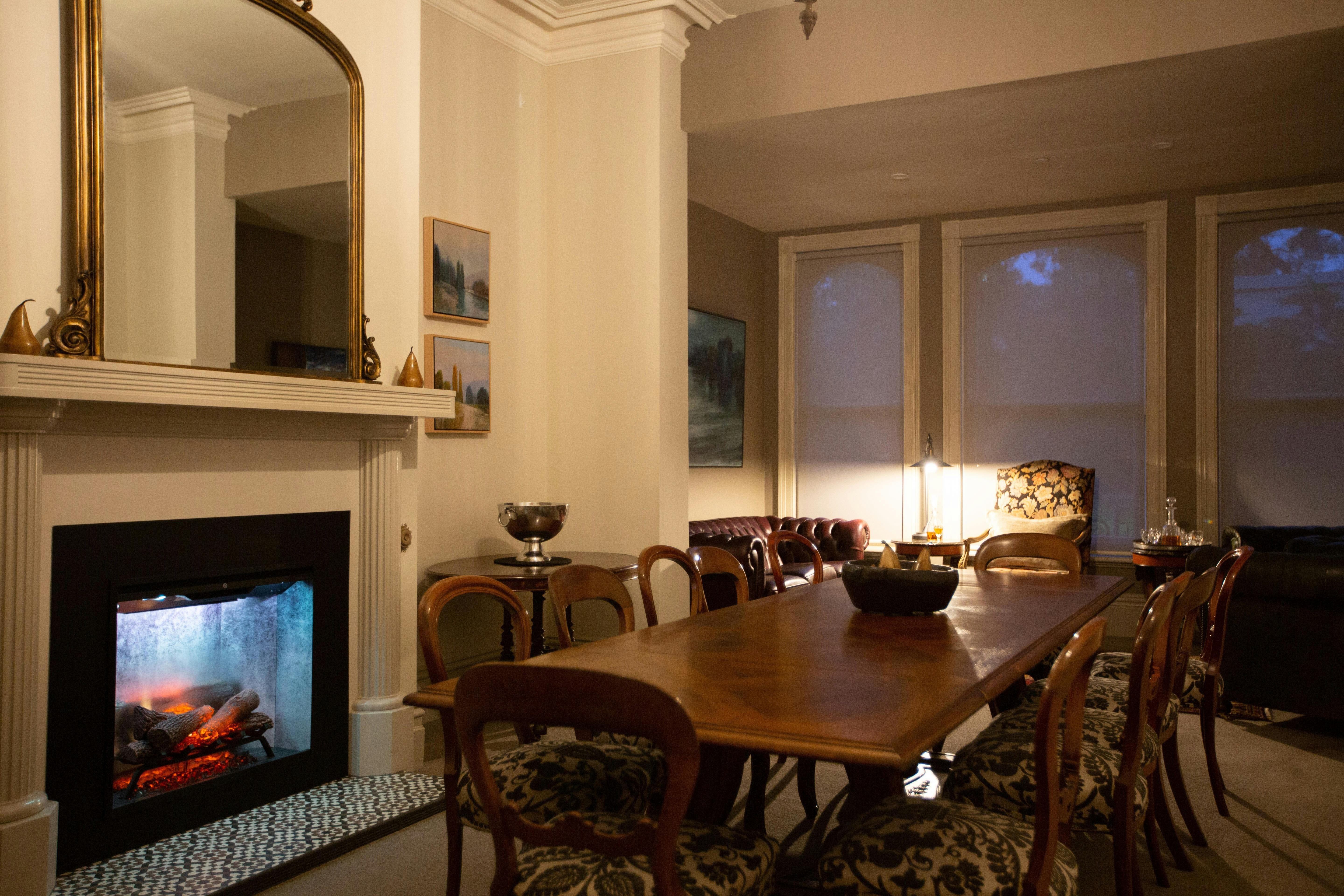 Breakfast or evening port