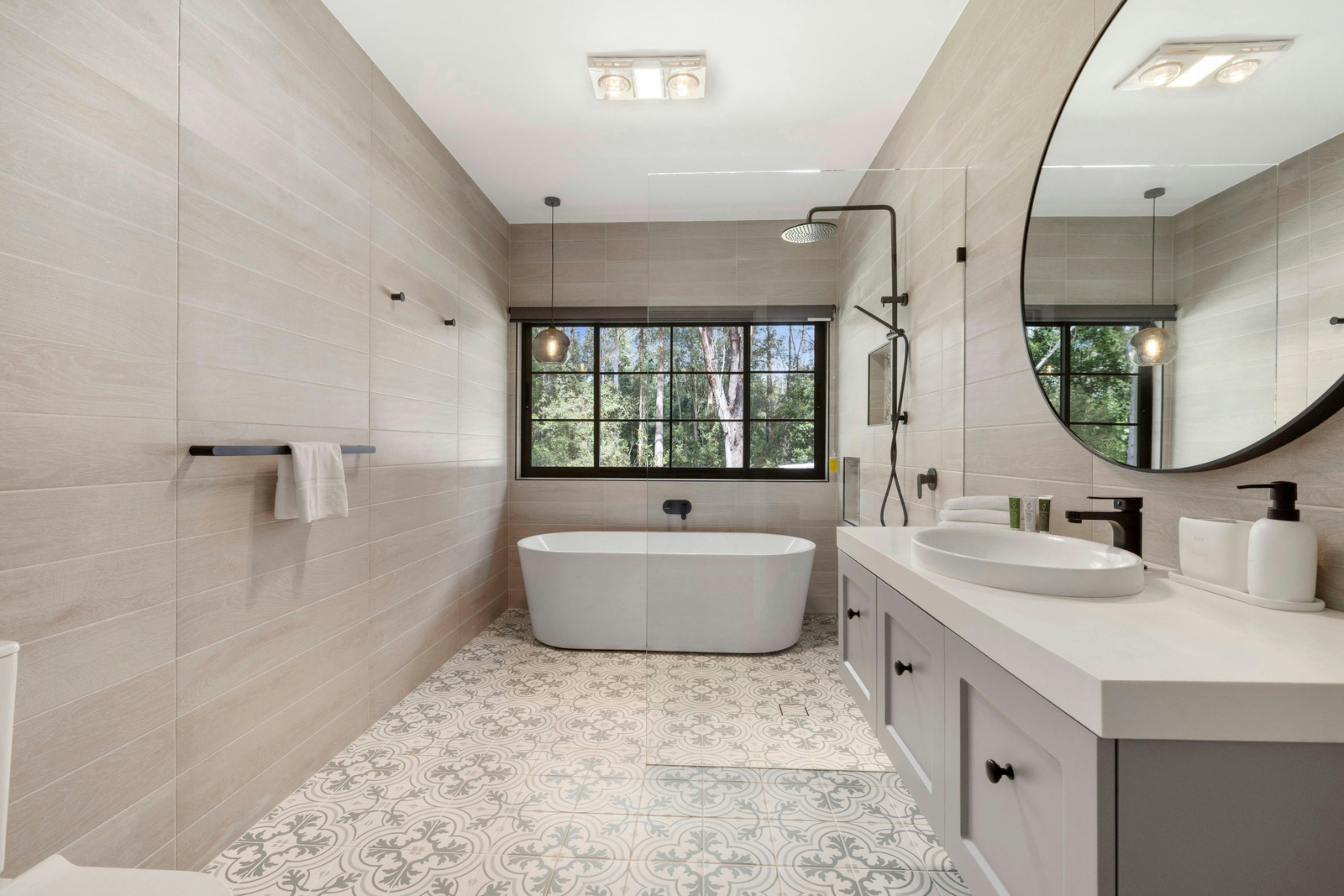 ファミリーバスルーム