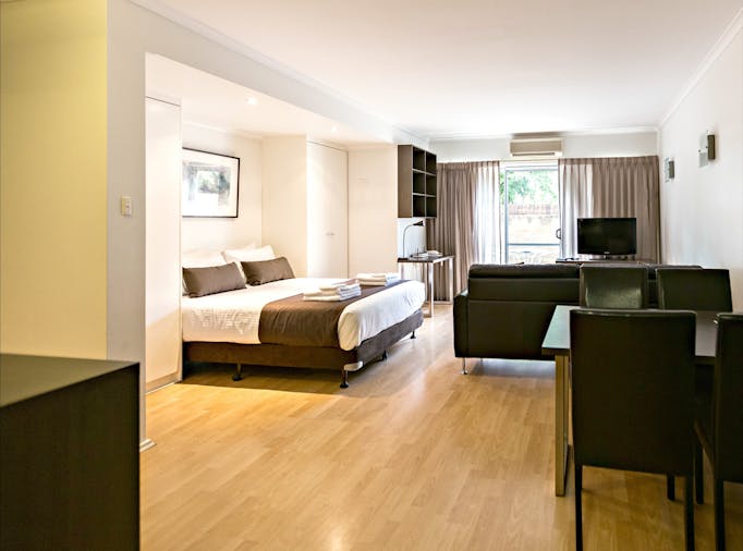 Archer Street Studio Apartment