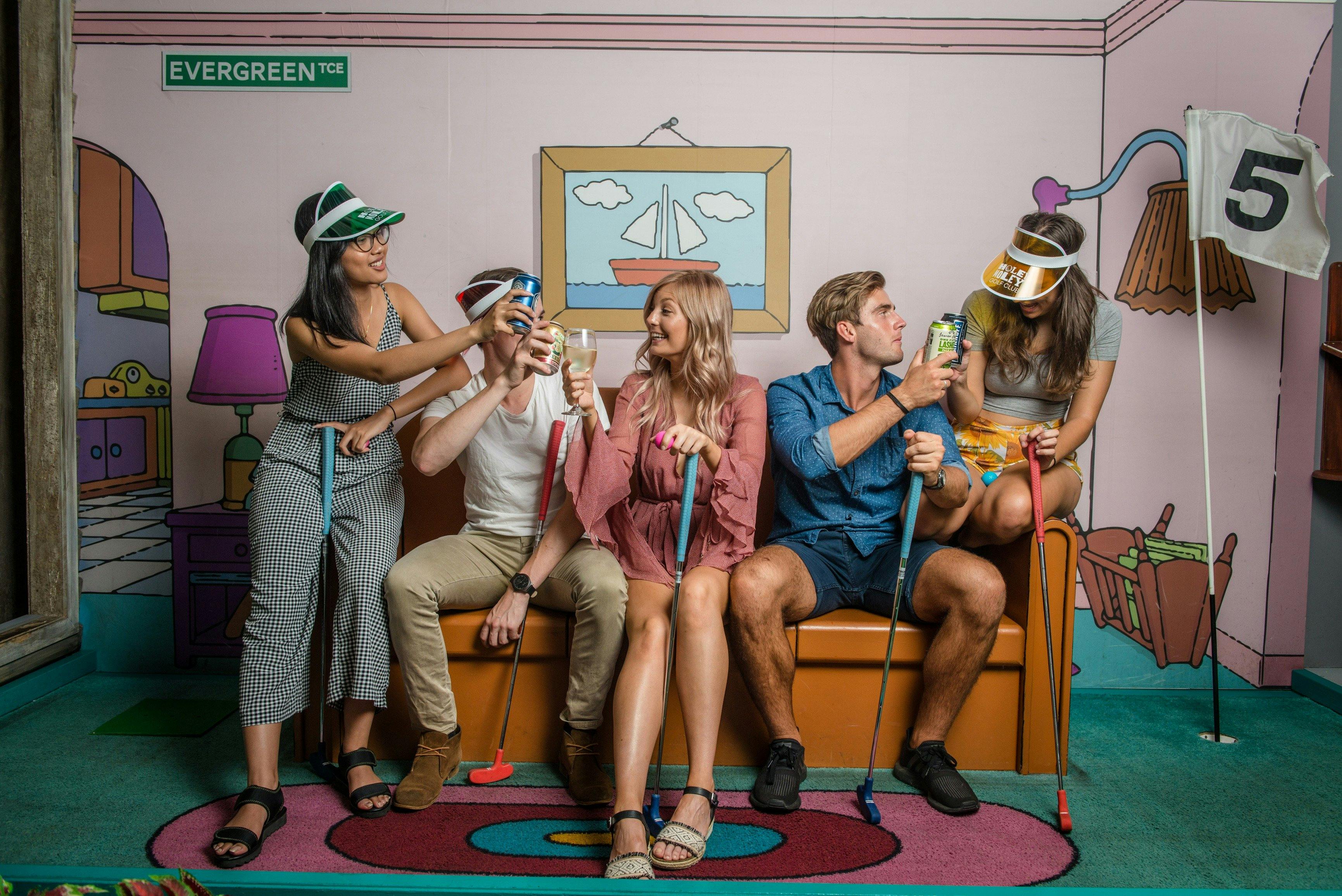 ホーリーモーリーホール