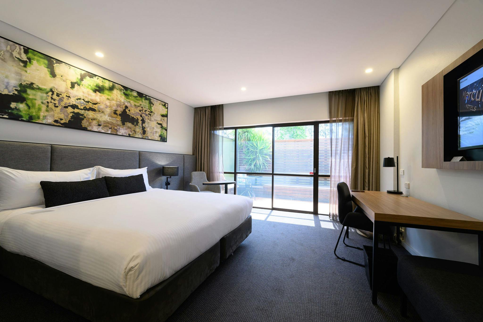 デラックスキングルーム